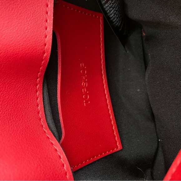 Topshop Vibrant Red Crossbody Bag with Adjustable Strap - Picture 10 of 10